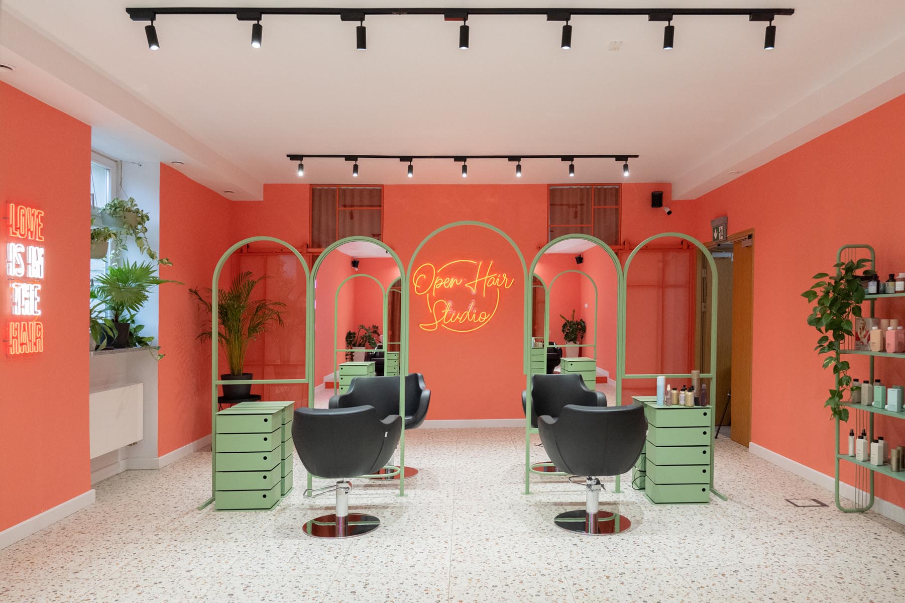 zabudowa salonu fryzjerskiego OpenHair