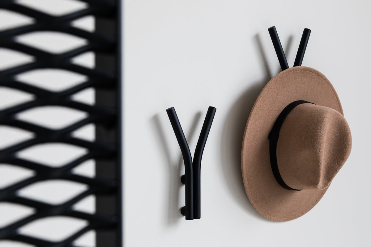 Wieszaki, kwietniki i dekoracje