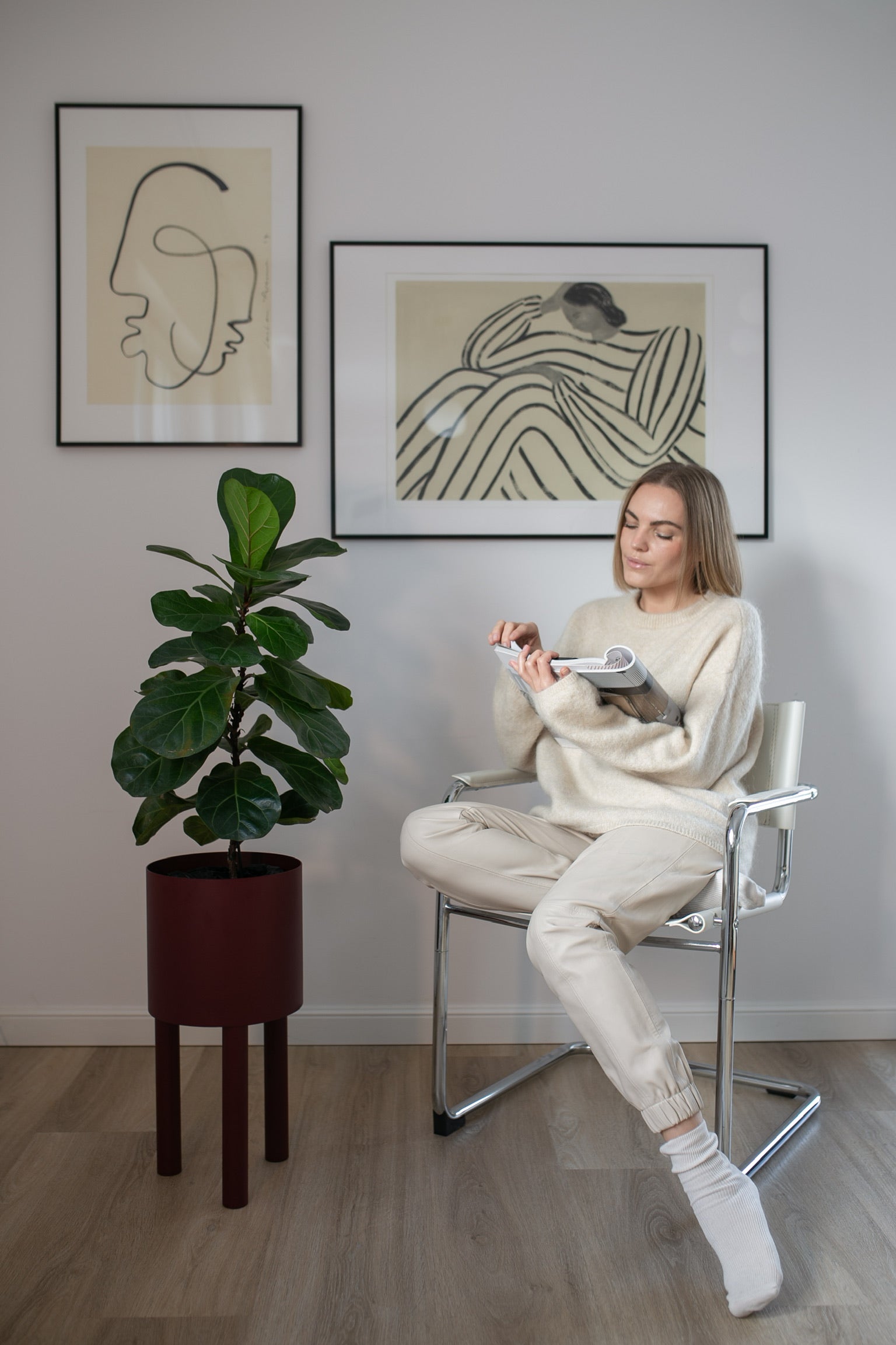 LOFT Decora: BOM metal flowerpot designed by Pawlak&Stawarski