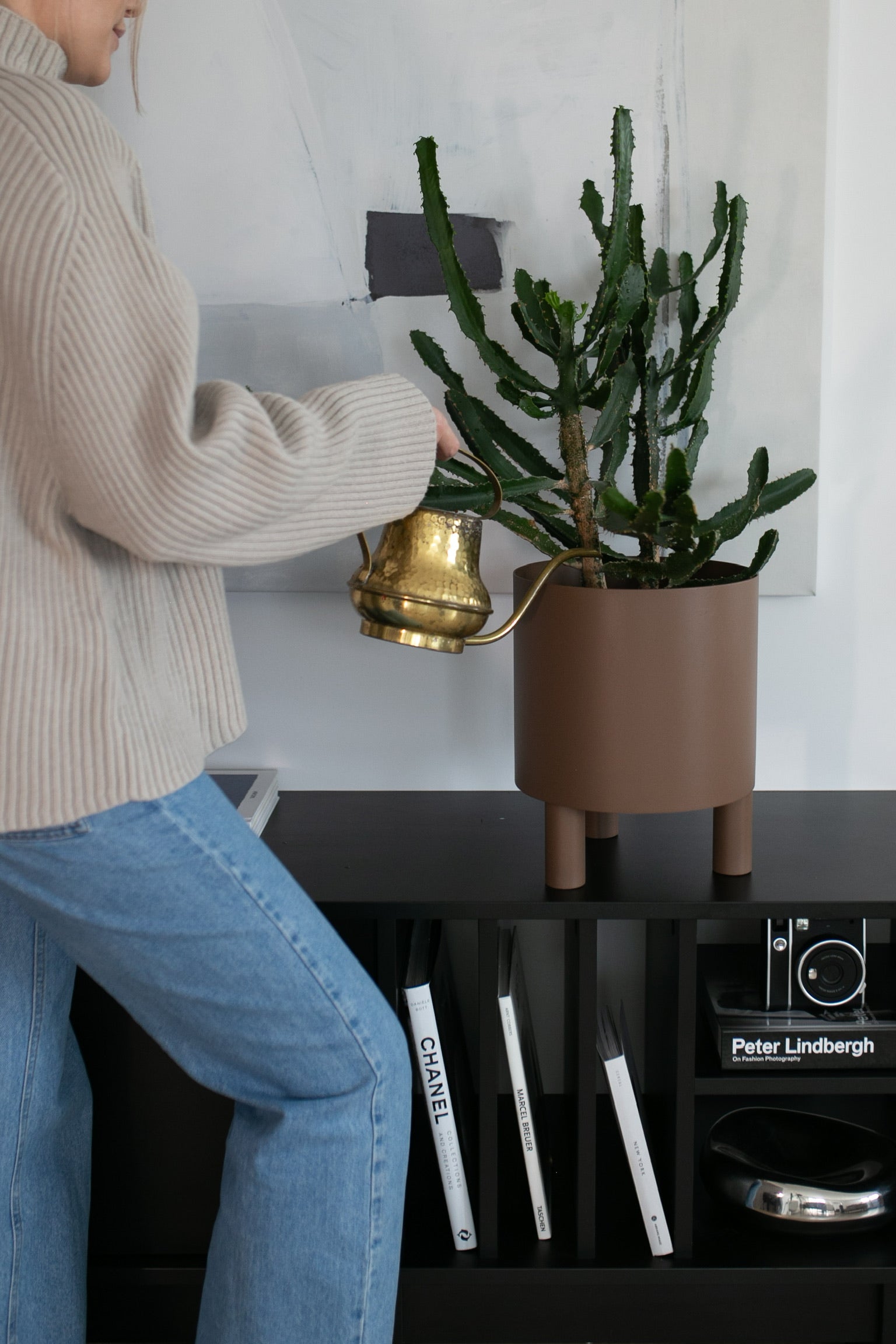 LOFT Decora: BOM metal flowerpot designed by Pawlak&Stawarski
