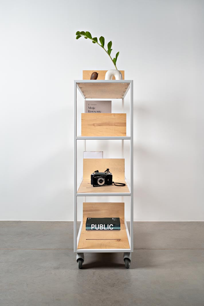 LOFT Decora: MOMI mobile shelf designed by Kolarz&Leśnodorska
