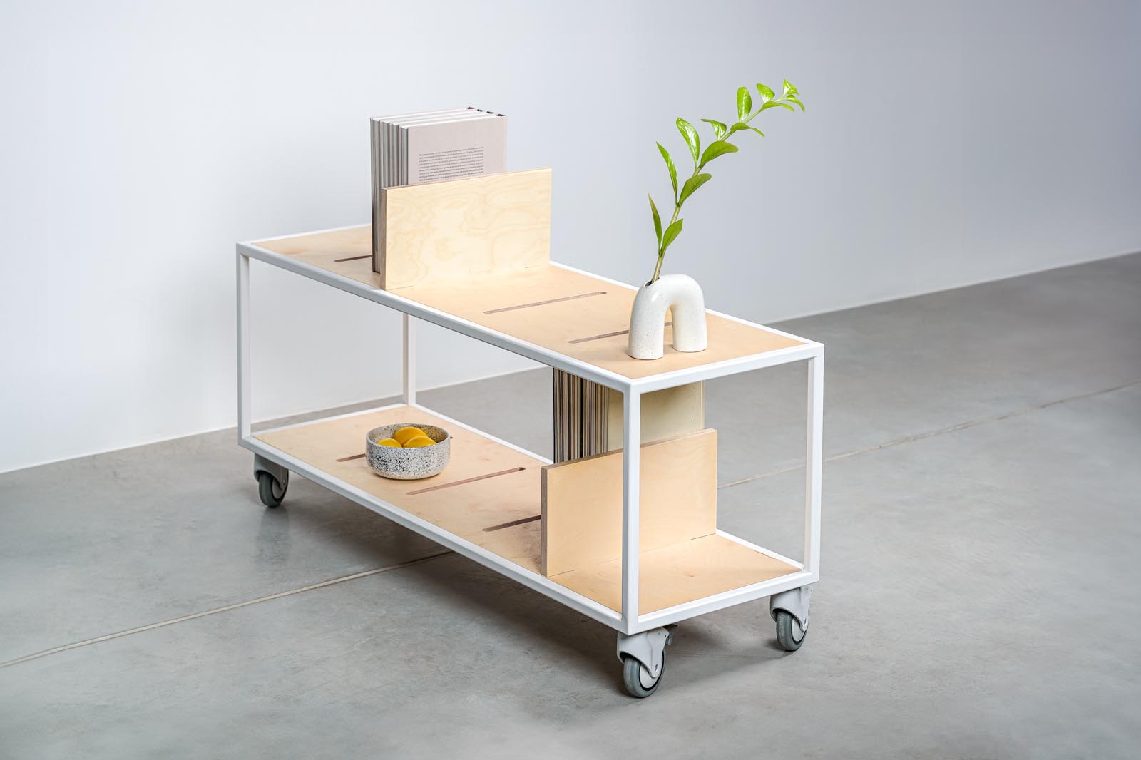 LOFT Decora: MOMI mobile shelf designed by Kolarz&Leśnodorska