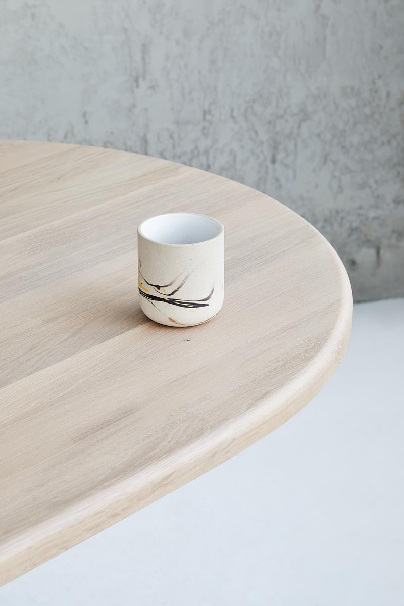 LOFT Decora: Stół owalny na cokole TOLI