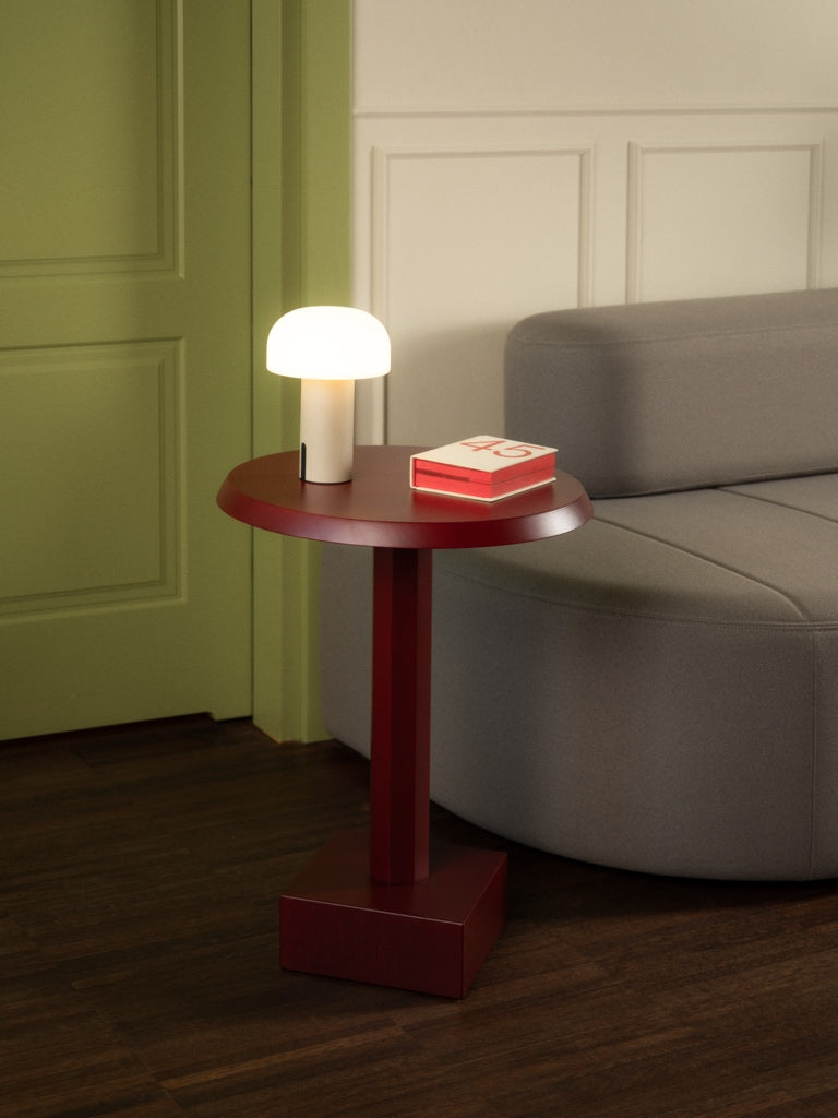 LOFT Decora: Stolik pomocniczy drewniany, toczony STORM proj. Pawlak&Stawarski